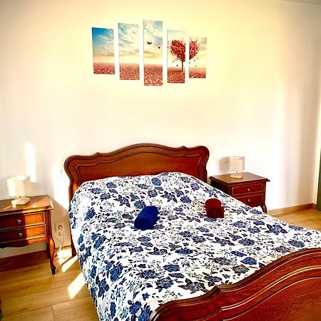 L Indemodable Renove Spacieux Et Lumineux Avec 2 Chambres サールブール エクステリア 写真