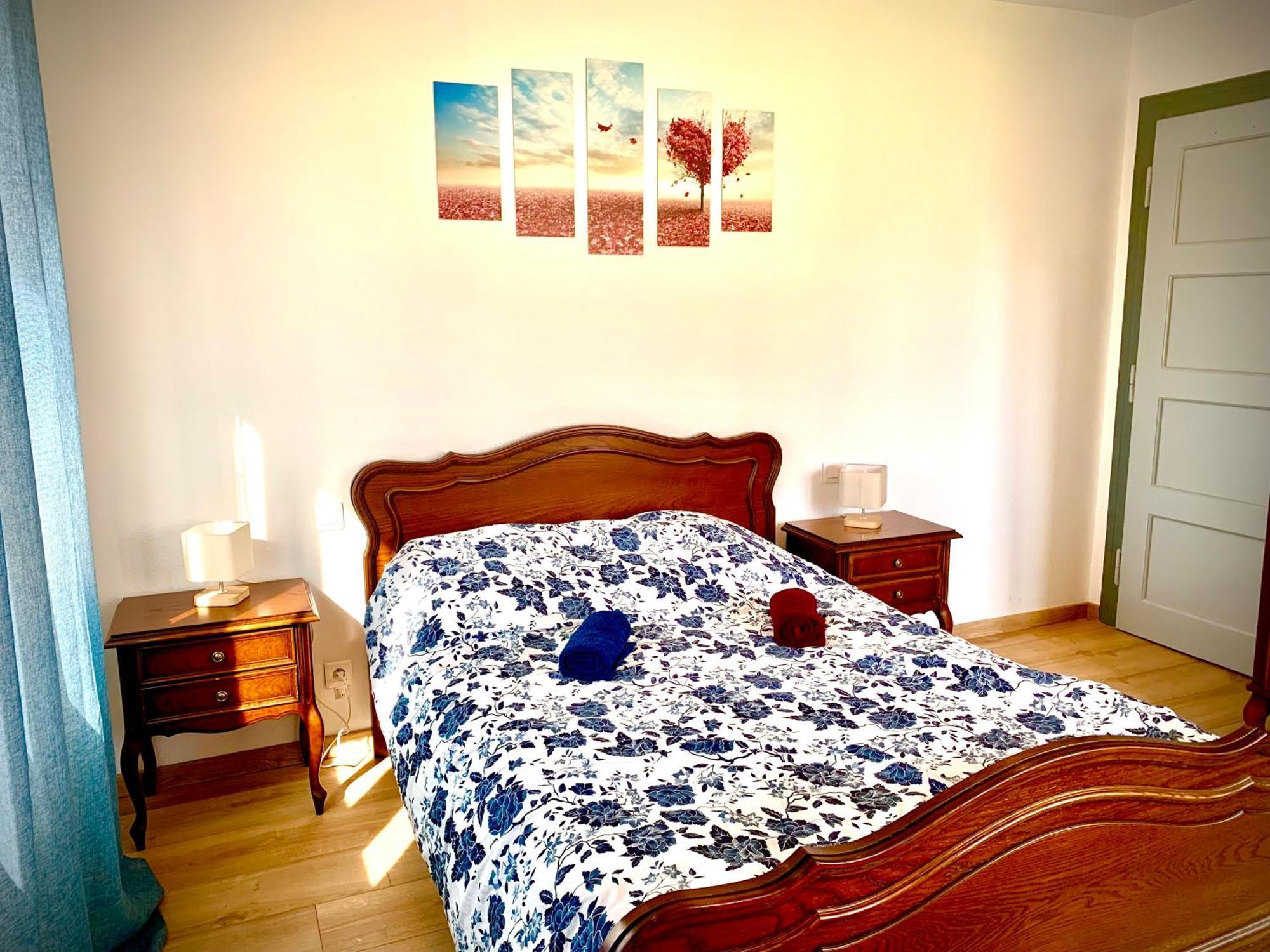L Indemodable Renove Spacieux Et Lumineux Avec 2 Chambres サールブール エクステリア 写真